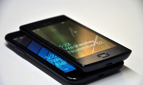 Samsung chốt giá bán smartphone Ativ S
